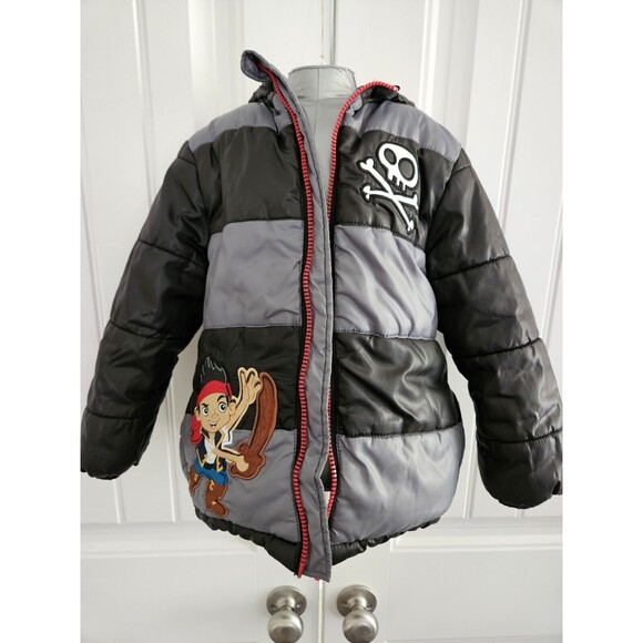 Jake And The Neverland Pirates Disney Store Puffer Jacket.  Zipper Needs Repair - Picture 1 of 10